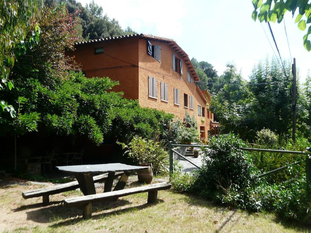 Hostal L'Ou De Reig Montseny Eksteriør billede