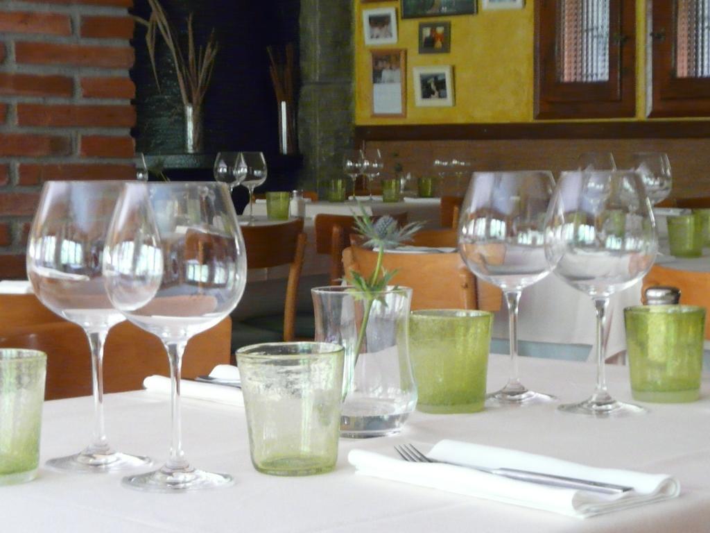 Hostal L'Ou De Reig Montseny Eksteriør billede