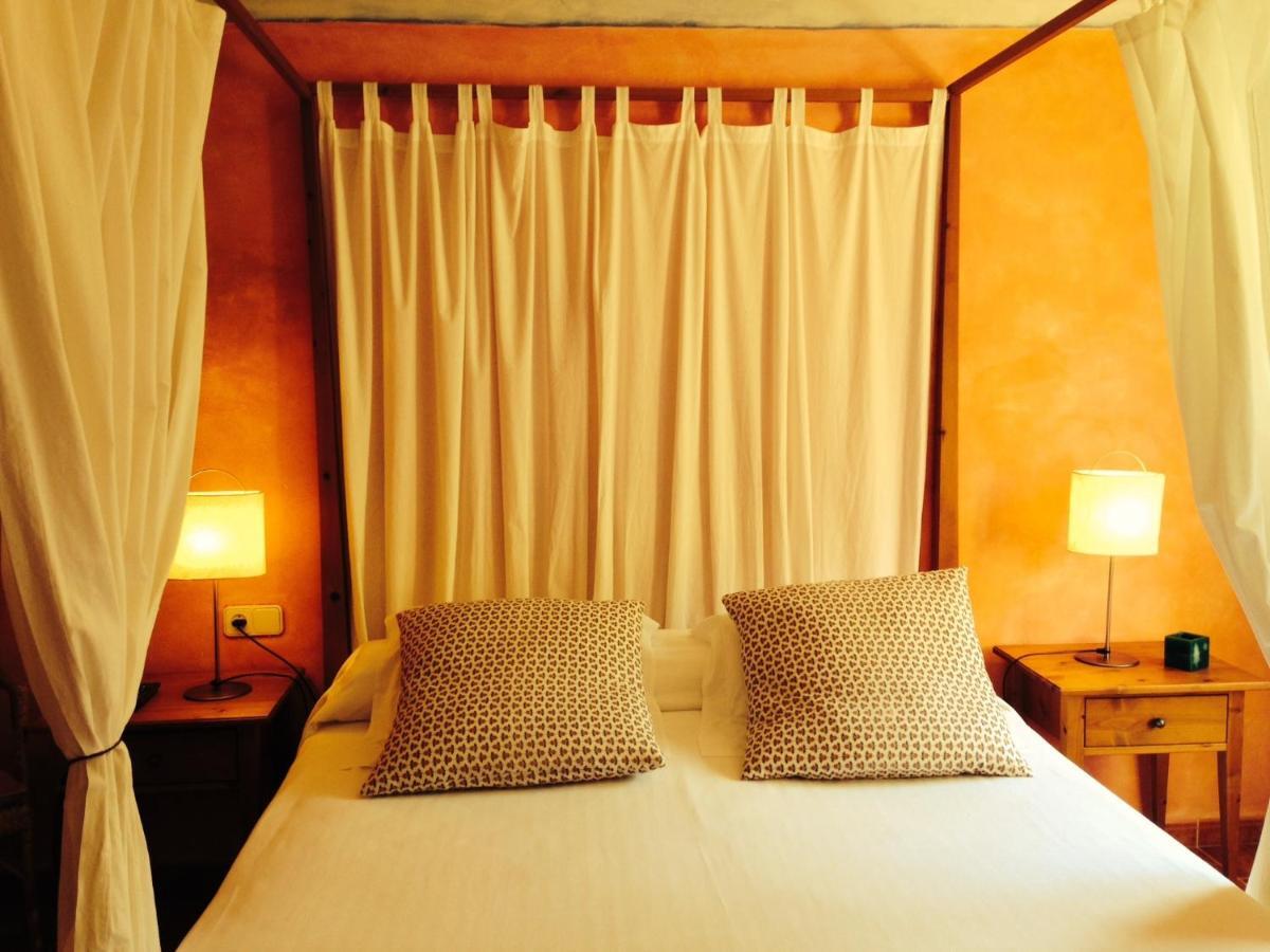 Hostal L'Ou De Reig Montseny Eksteriør billede